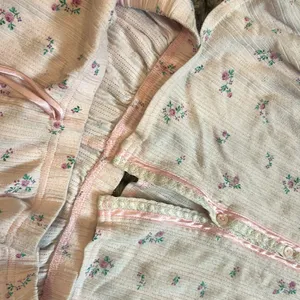 Whispers Vintage Pointelle Pink Floral Two Piece Pajama Set Size Small thumbnail 8