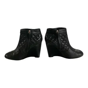 Tory Burch Leila Black Quilted Leather Wedge Ankle Booties Gold Logo Zip Size 8M thumbnail 10