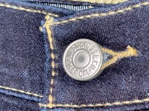 Levi’s Mid Rise Skinny Jeans Women’s Waist Size 30 Length 30 Dark Blue Wash READ thumbnail 11