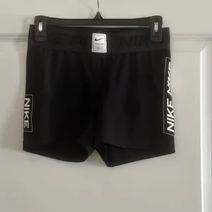 Nike Pro Black Training GRX 3-inch Biker Shorts Medium thumbnail 5