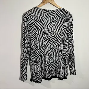 Chico's Zebra Two-In-One Top Medium Chico's 1‎ Workwear Casual Effortless Office thumbnail 3