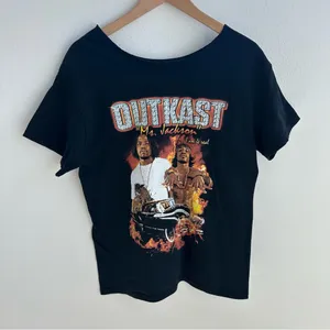 OutKast Off The Shoulder Tee Black Size M thumbnail 1