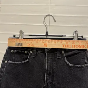 Abercrombie & Fitch The Mom High‎ rise Jean Black Grunge Streetwear Size 26 2R thumbnail 6