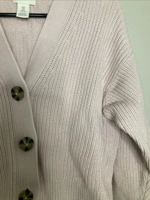 H&M Cropped Ribbed Button Cardigan in Pale Pink thumbnail 3