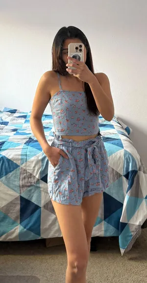 Hollister Summer Matching Set thumbnail 3