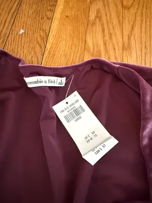 NWT Abercrombie & Fitch Velvet Long-Sleeve Sweetheart Crop Top size large thumbnail 3
