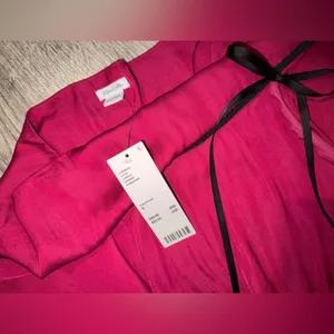 Urban Outfitters Pink mini skirt with black ribbon detail thumbnail 2