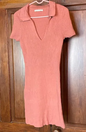 Abercrombie & Fitch Ribbed Pink Collared Bodycon V-neck Mini Dress Size MT thumbnail 1