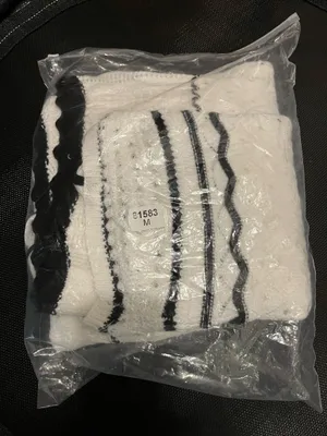 Black and white knit dress Size M thumbnail 5