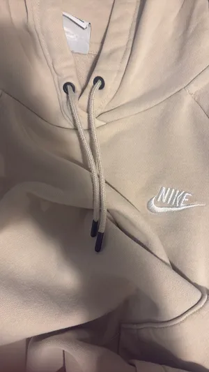 Nike hoodie thumbnail 4
