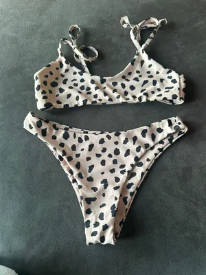 Bikini thumbnail 1