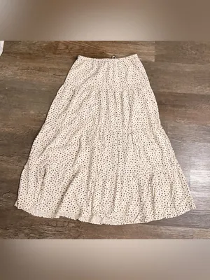 Brandy Melville Cream Maxi Skirt with Black Dot Floral Print thumbnail 5