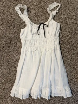 Lulus White dress thumbnail 1