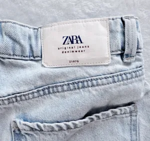 ZARA High Rise Lightwash Distressed Denim Shorts thumbnail 5