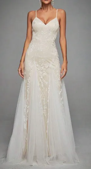 Boutique Mesh And Lace Maxi Prom Dress thumbnail 1