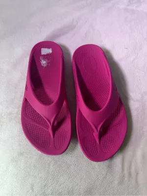 Women’s Hot Pink Comfort Flip Slide Sandals thumbnail 5