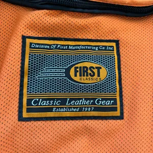 First Classics Leather Women's Black Leather Motorcycle Jacket Insulated Size L thumbnail 8