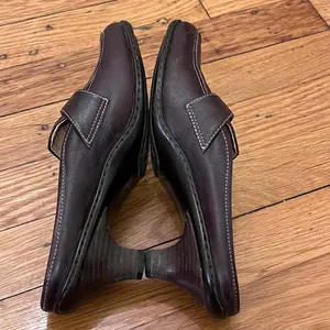 Söfft Women's Leather Loafer Mules with Buckle Detail in Cordovan Brown Size 7. thumbnail 5