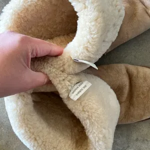 Sheepskin Tan Boots Size 9 thumbnail 2