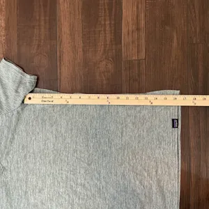 Patagonia Capilene Daily V-Neck Shirt Grey Heathered Baselayer Small Hiking Tee thumbnail 5