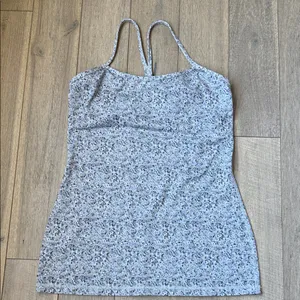 Lululemon Power Y Tank Luon Petite Fleur Silver Spoon thumbnail 3