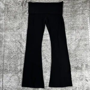 Victoria's Secret Pink Bell Bottom Leggings Women's Large thumbnail 2