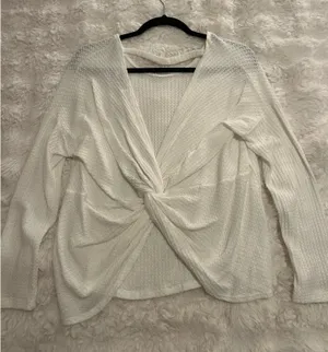 Material Girl Twist Knot White Sweater thumbnail 1