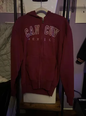 Burgundy Zip thumbnail 1