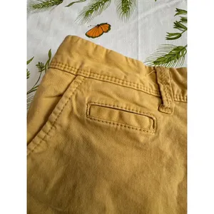 Old‎ Navy Womens 5" Khaki Shorts Size 6 Cotton Blend Mustard Yellow thumbnail 3