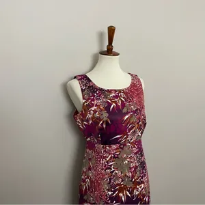 Tahari Dress Sheath Floral Botanical Leaves Lined Sleeveless Fuchsia Pink Purple thumbnail 2