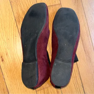 New directions burgundy flats with Black Straps burgundy size 8 thumbnail 4