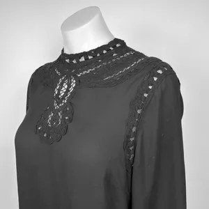 Anthropologie Daniel Rainn Black Boho Lace Long Sleeve Mock Neck Blouse Top Sz M thumbnail 4