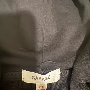 garage zip up never worn thumbnail 2