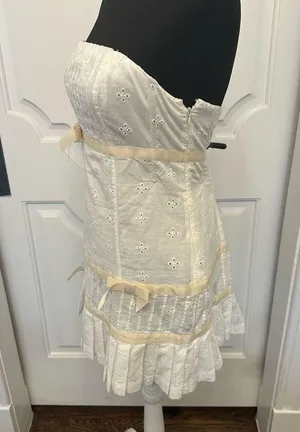 Kimchi Blue Urban Outfitters Strapless White Cream Dress w/ Bows Eyelet NWOT thumbnail 5