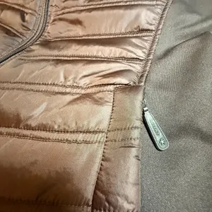 Ariat Womens Brown Quilted‎ Western Equestrian Puffer Vest Size Medium Full Zip thumbnail 4