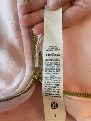 Lululemon Scuba Cropped Full-Zip Pink thumbnail 5