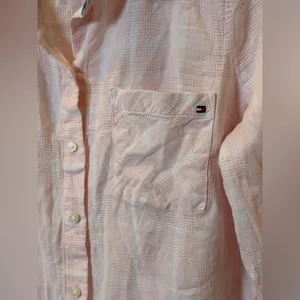 Tommy Hilfiger Pink Textured Button Down Shirt – Women’s Medium thumbnail 5