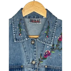 Vintage Bill Blass Denim‎ Vest Medium Blue Floral Embroidered Rhinestone 90s Y2K thumbnail 2
