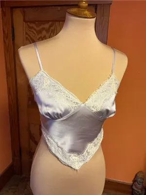 Forever 21 Y2K Inspired Satin Lace Cami Handkerchief Hem Lavender Top XS S thumbnail 9