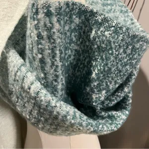 🌺Mer Sea Plush Green And White Oversized Shawl Scarf 🌺 thumbnail 4