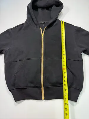 Pretty Garden Black Zip Hoodie with Gold Full-Zip Closure thumbnail 3