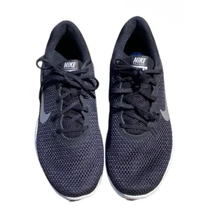 NWT 🖤🤍 Nike WIDE Womens Flex Trainer Black and Silver Sneakers, Size 8.5 WIDE thumbnail 7