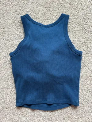 Uniqlo Ribbed Crop Top thumbnail 3