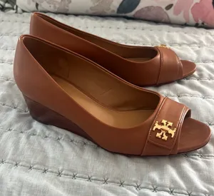 Tory Burch wedge thumbnail 1