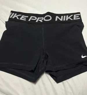 Nike Pros Black thumbnail 1