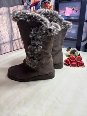 Bearpaw Genevieve Women's Size 9 Brown Suede Faux Fur Trim Winter Boots thumbnail 5