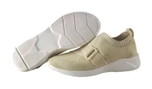Women's lightweight sneakers Size 8.5 thumbnail 1