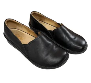 Alegria Debra Black Leather Slip On Nursing Work Shoes Cushioned NonSlip 39 thumbnail 1