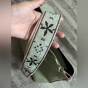 Cute crossbody thumbnail 4