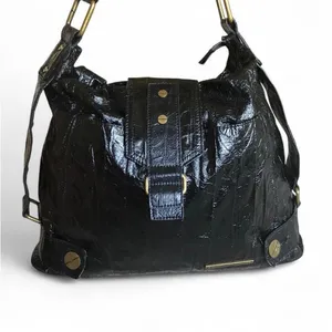 Matt & Nat Black Women's Shoulder Bag - Classic Gloss Finish thumbnail 3